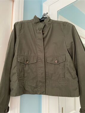 The Gap Army Green lightweight Jacket with Button Flap Pockets
